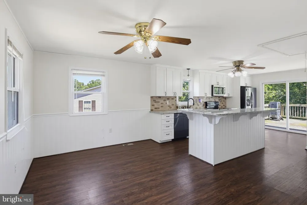 4307 HOWARD DRIVE Sykesville, MD 21784