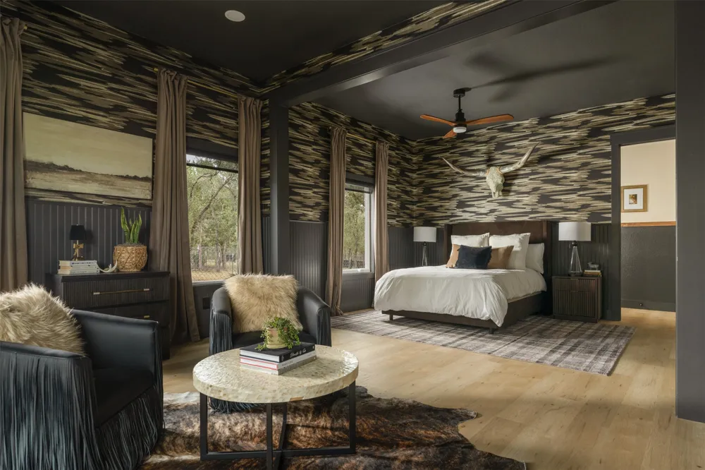 220 Fawn Meadow Drive Dripping Springs, TX 78620