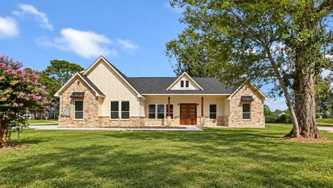 1302 Lamar Street