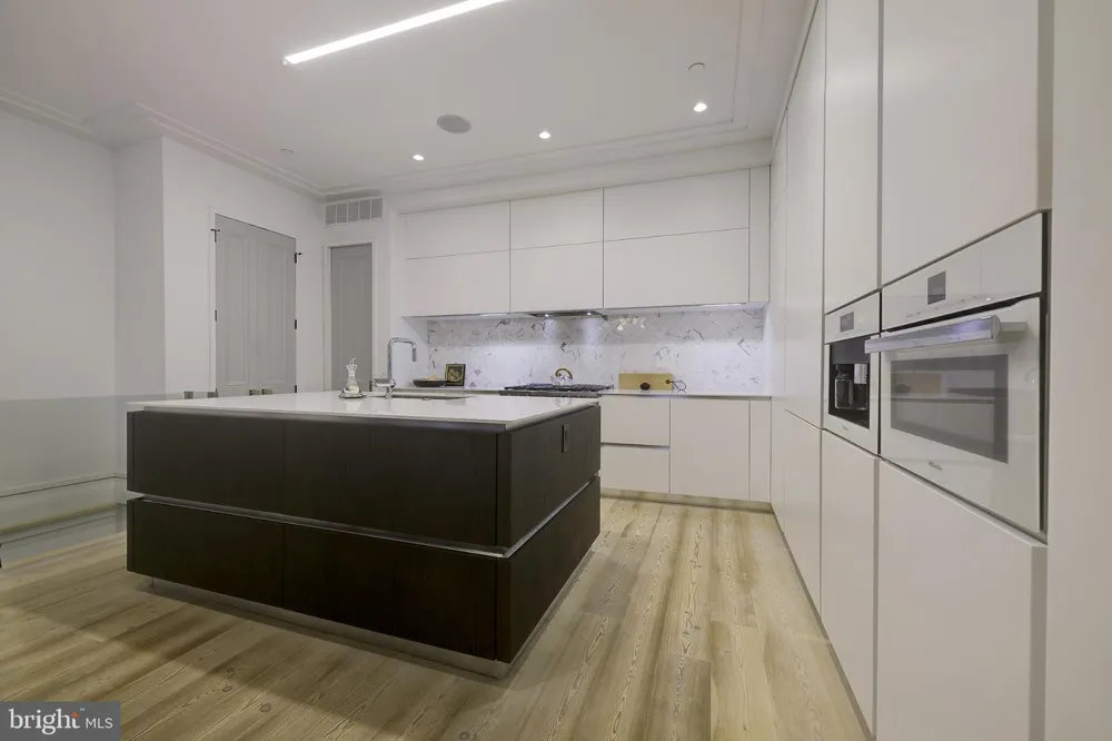 1837 WYOMING AVENUE NW #A Washington, DC 20009