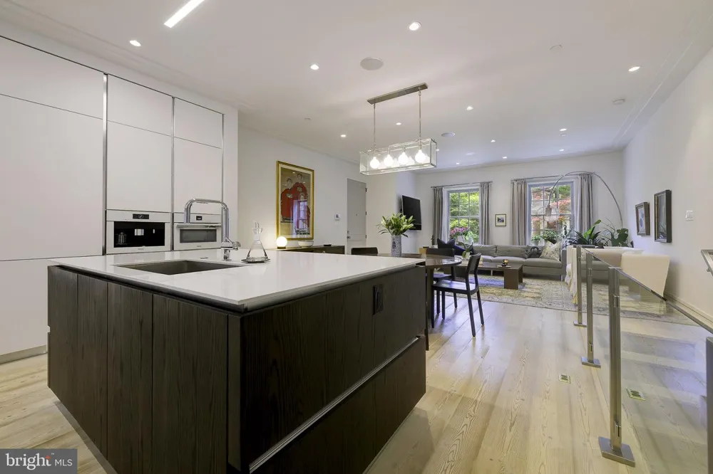 1837 WYOMING AVENUE NW #A Washington, DC 20009