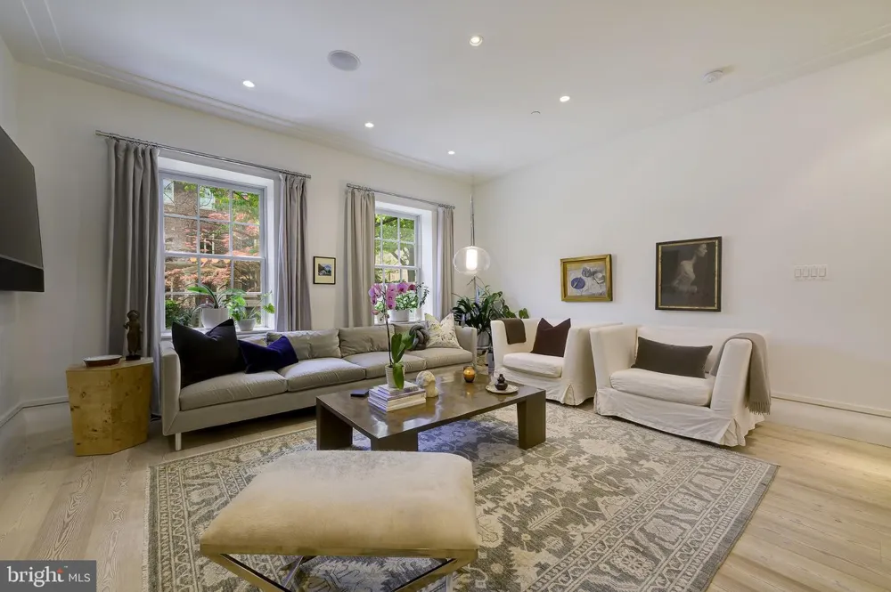 1837 WYOMING AVENUE NW #A Washington, DC 20009