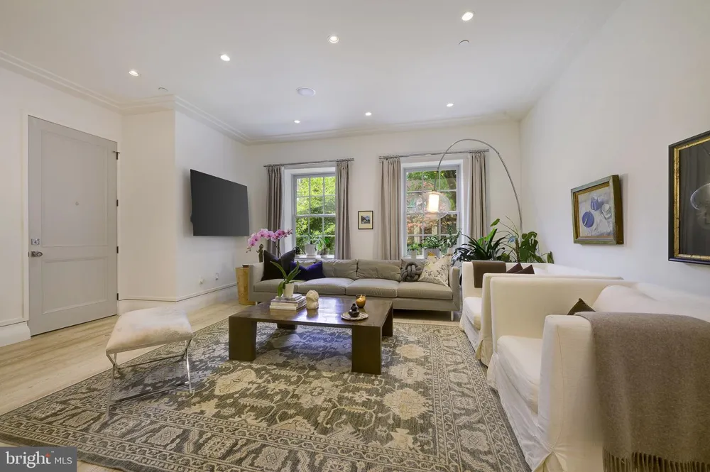 1837 WYOMING AVENUE NW #A Washington, DC 20009