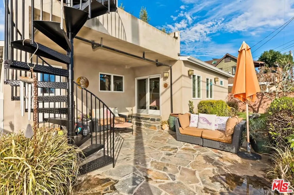 5841 Tellefson Road Culver City, CA 90230