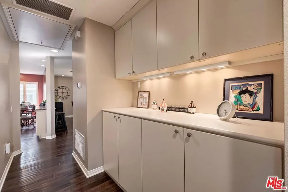 5841 Tellefson Road Culver City, CA 90230