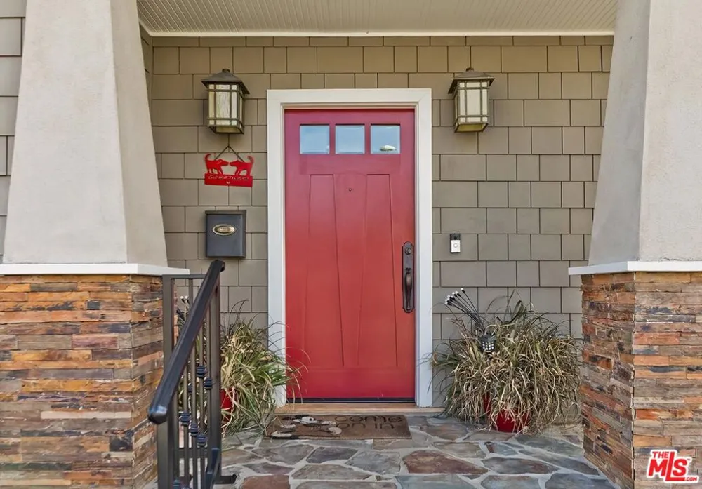5841 Tellefson Road Culver City, CA 90230