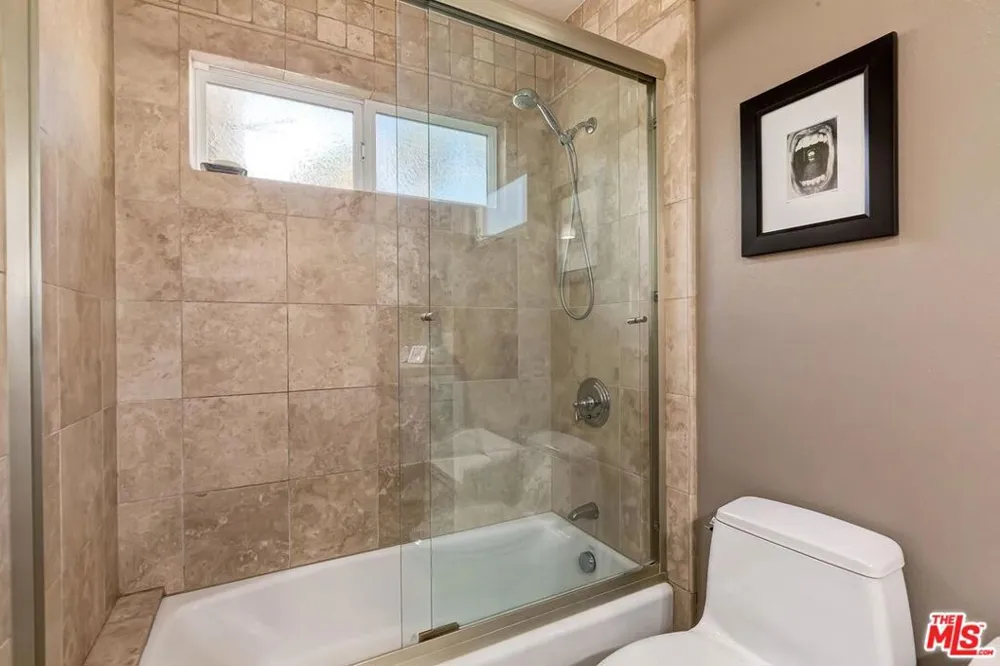 5841 Tellefson Road Culver City, CA 90230