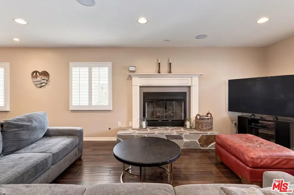 5841 Tellefson Road Culver City, CA 90230