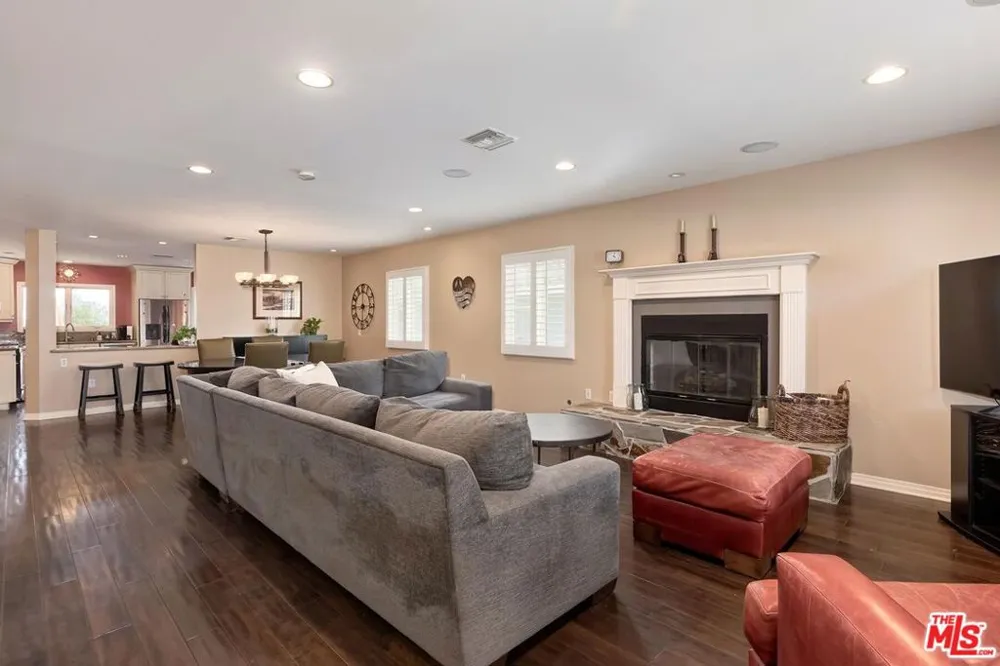 5841 Tellefson Road Culver City, CA 90230