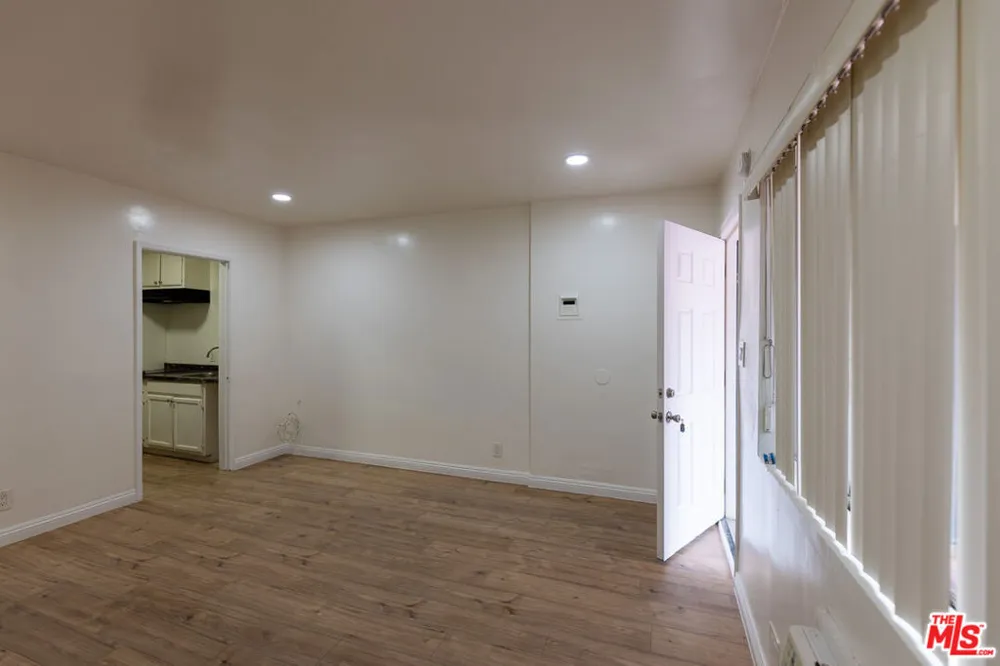 6126 Eleanor Avenue #1 Los Angeles, CA 90038