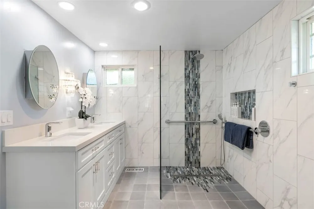 1145 E Sierra Madre Avenue Glendora, CA 91741