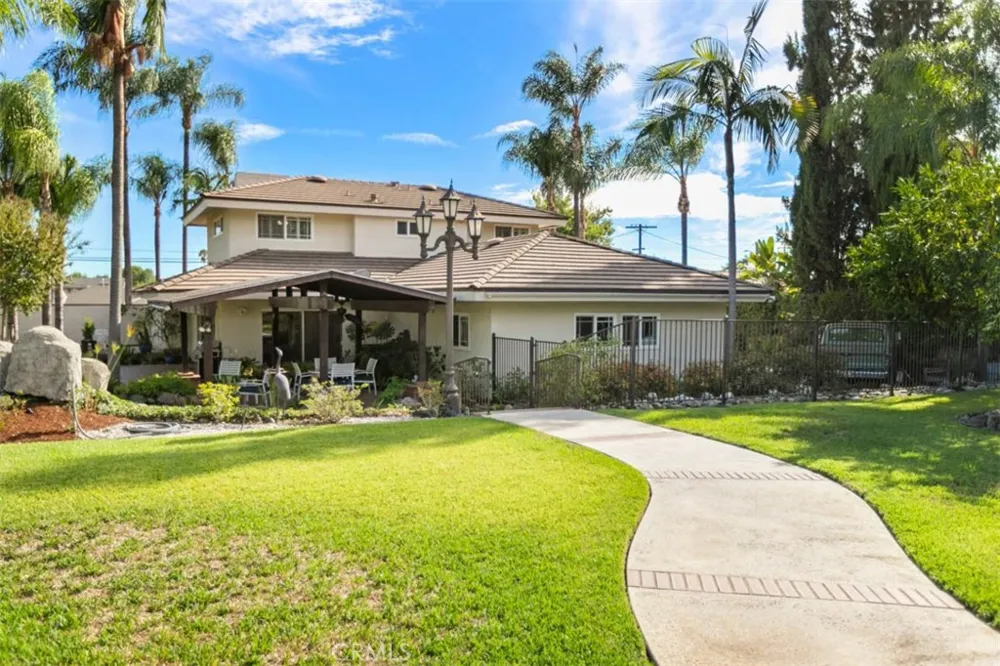 1145 E Sierra Madre Avenue Glendora, CA 91741