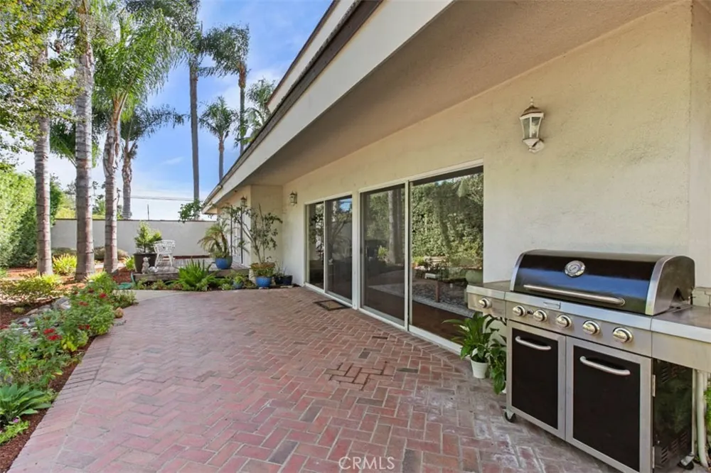 1145 E Sierra Madre Avenue Glendora, CA 91741