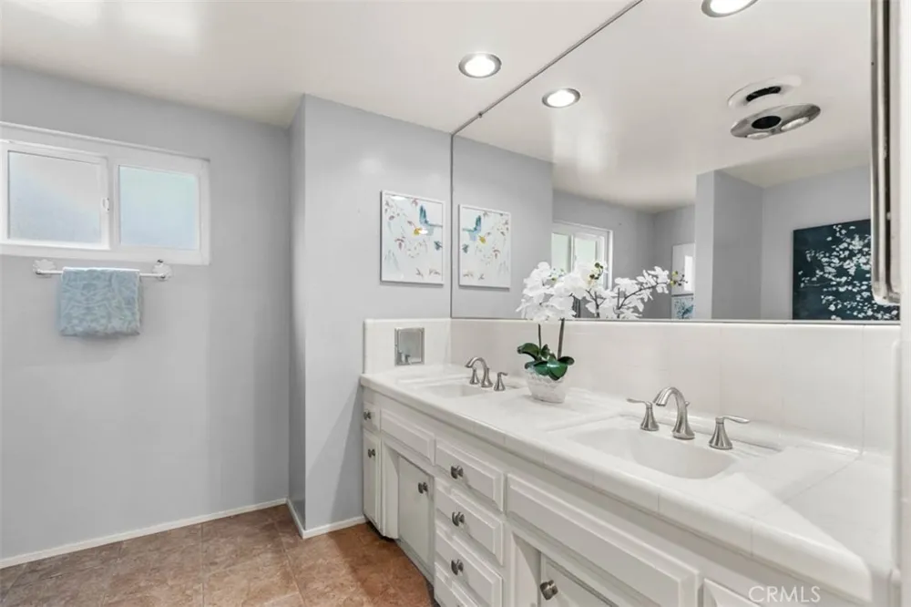 1145 E Sierra Madre Avenue Glendora, CA 91741