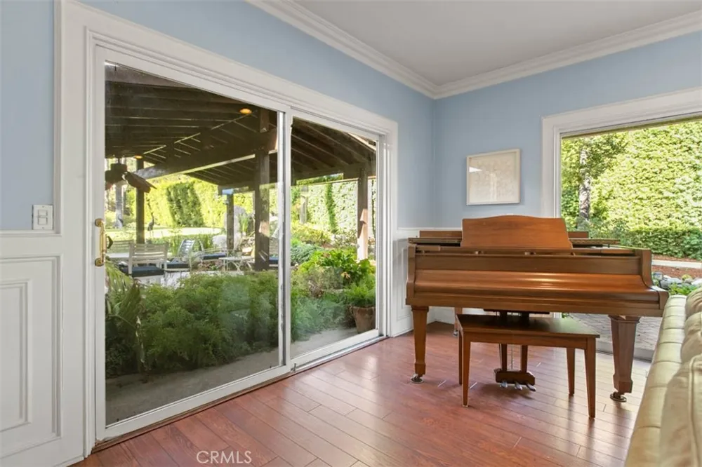 1145 E Sierra Madre Avenue Glendora, CA 91741