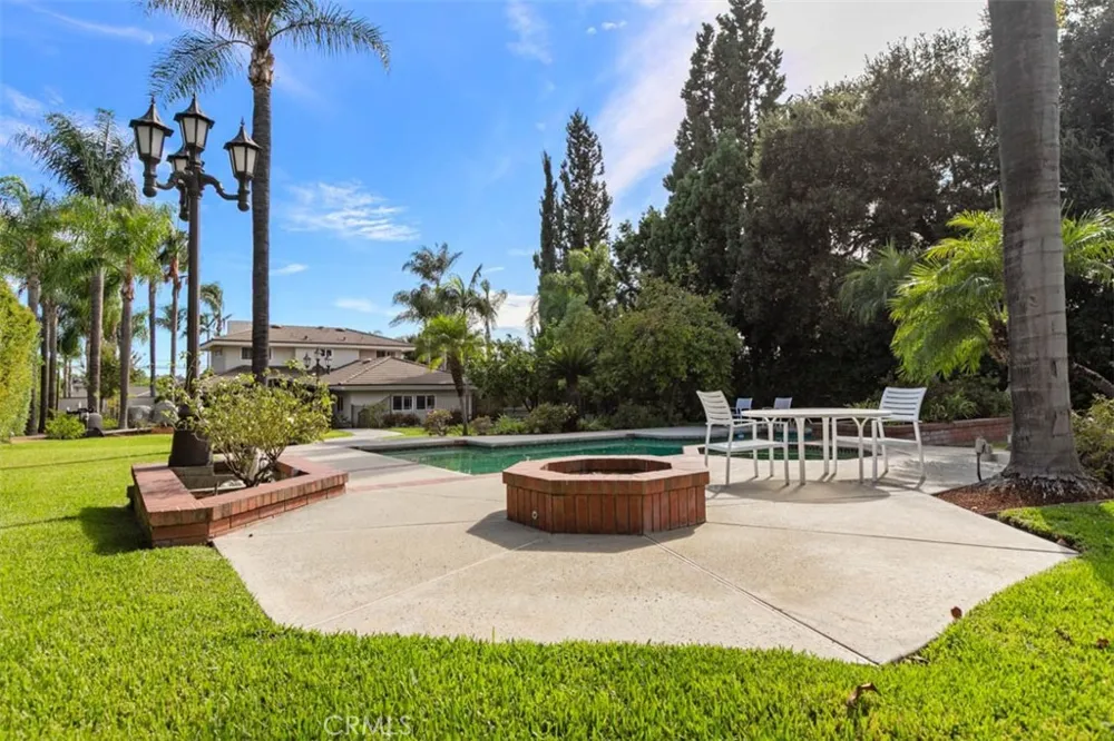 1145 E Sierra Madre Avenue Glendora, CA 91741