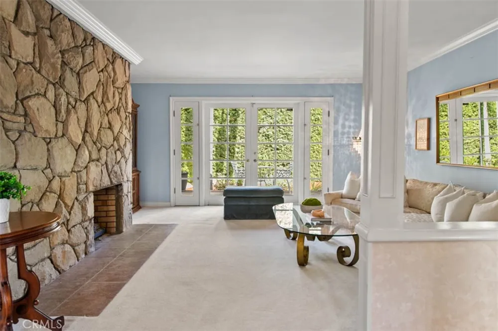 1145 E Sierra Madre Avenue Glendora, CA 91741