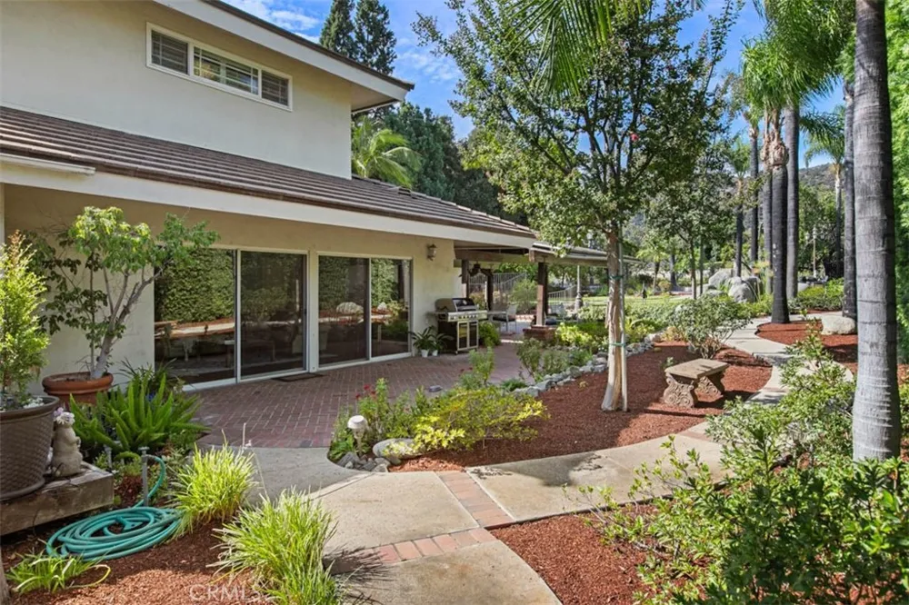 1145 E Sierra Madre Avenue Glendora, CA 91741