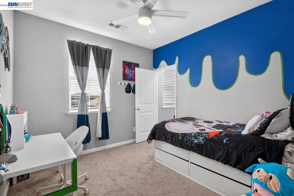 1589 Friendly Manteca, CA 95337