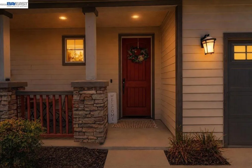 1589 Friendly Manteca, CA 95337