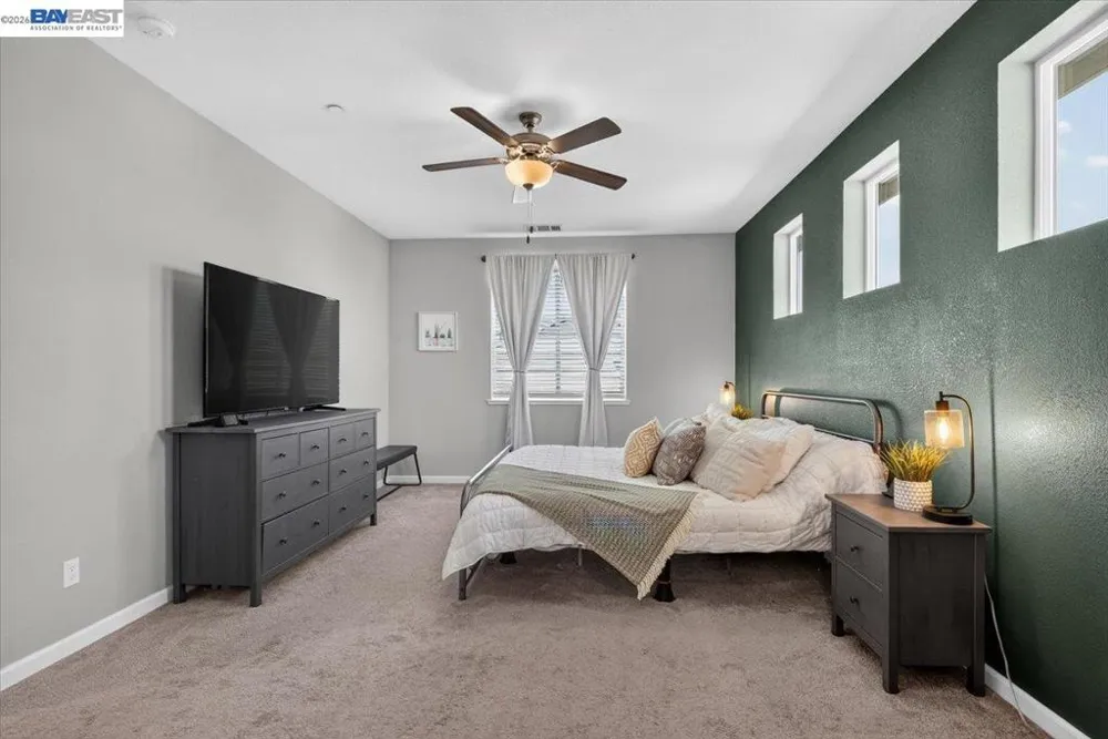 1589 Friendly Manteca, CA 95337