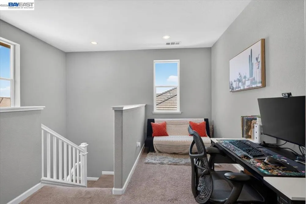1589 Friendly Manteca, CA 95337