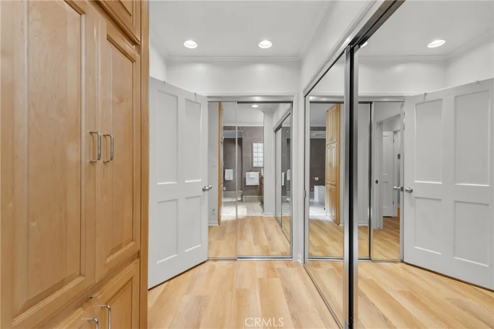 4814 Lemona Avenue Sherman Oaks, CA 91403