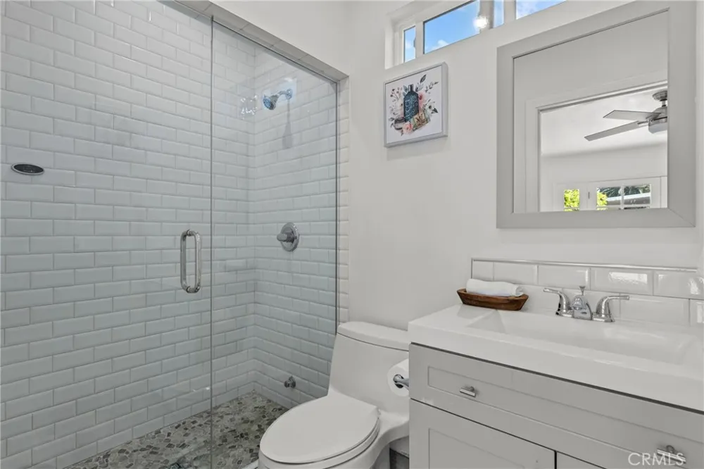 4814 Lemona Avenue Sherman Oaks, CA 91403
