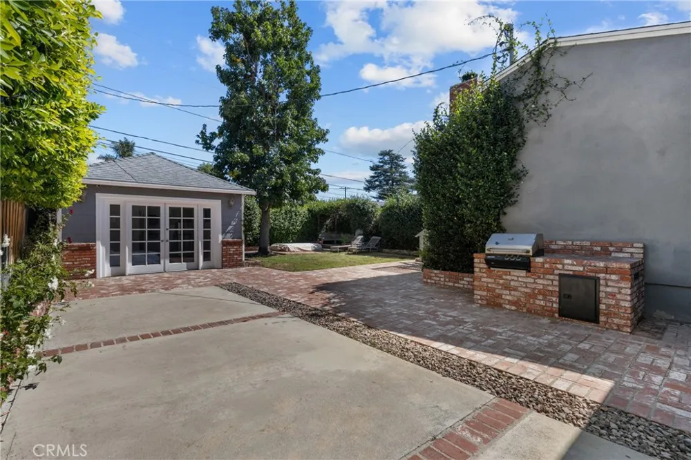 4814 Lemona Avenue Sherman Oaks, CA 91403