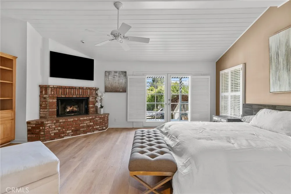 4814 Lemona Avenue Sherman Oaks, CA 91403
