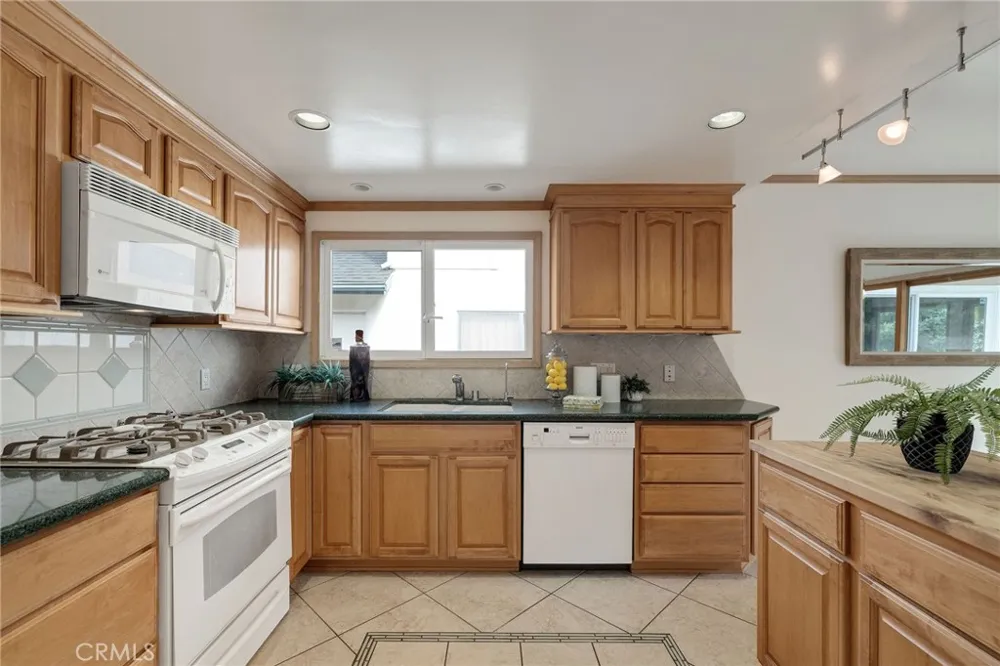 3420 W 229th Street Torrance, CA 90505
