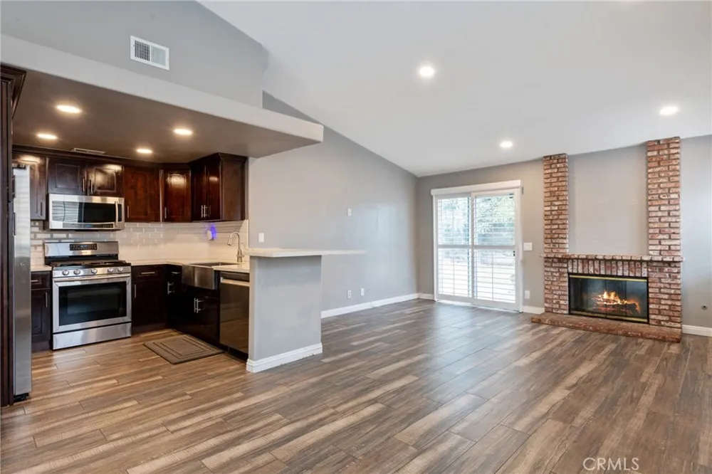 895 Arbor Circle La Verne, CA 91750