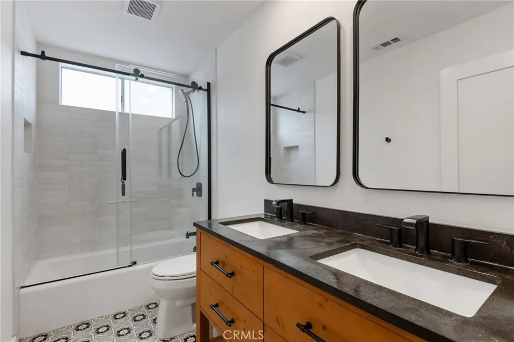 895 Arbor Circle La Verne, CA 91750