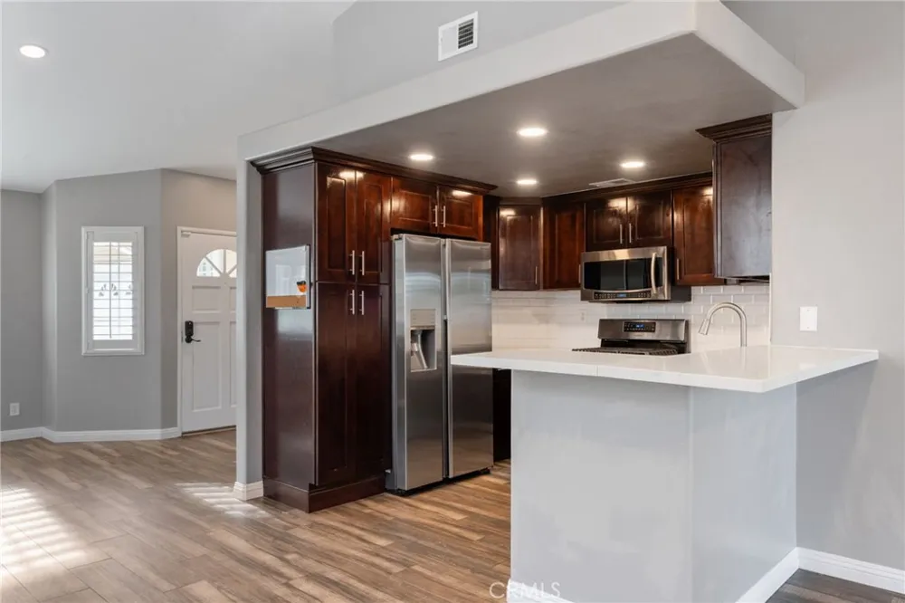 895 Arbor Circle La Verne, CA 91750