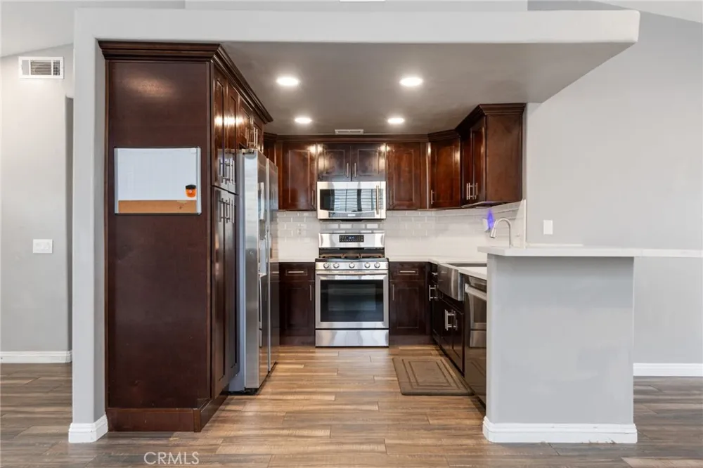 895 Arbor Circle La Verne, CA 91750