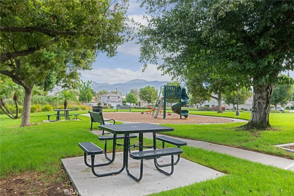 895 Arbor Circle La Verne, CA 91750