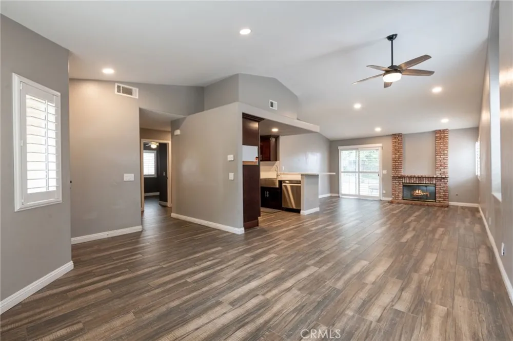 895 Arbor Circle La Verne, CA 91750
