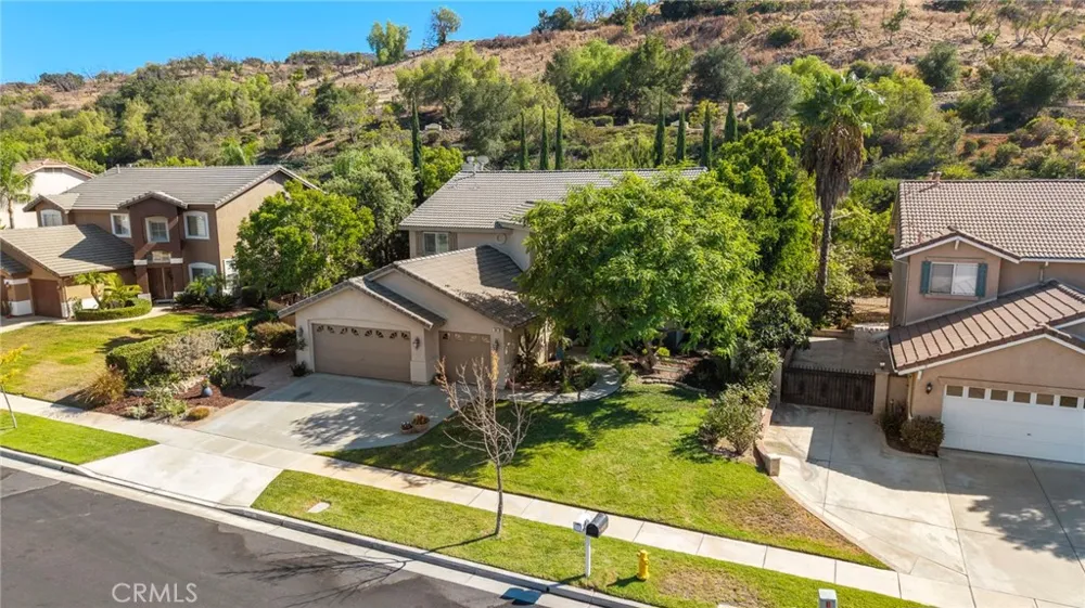 880 Shepard Crest Drive Corona, CA 92882