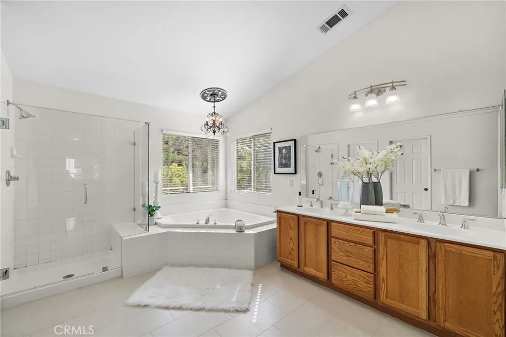 880 Shepard Crest Drive Corona, CA 92882