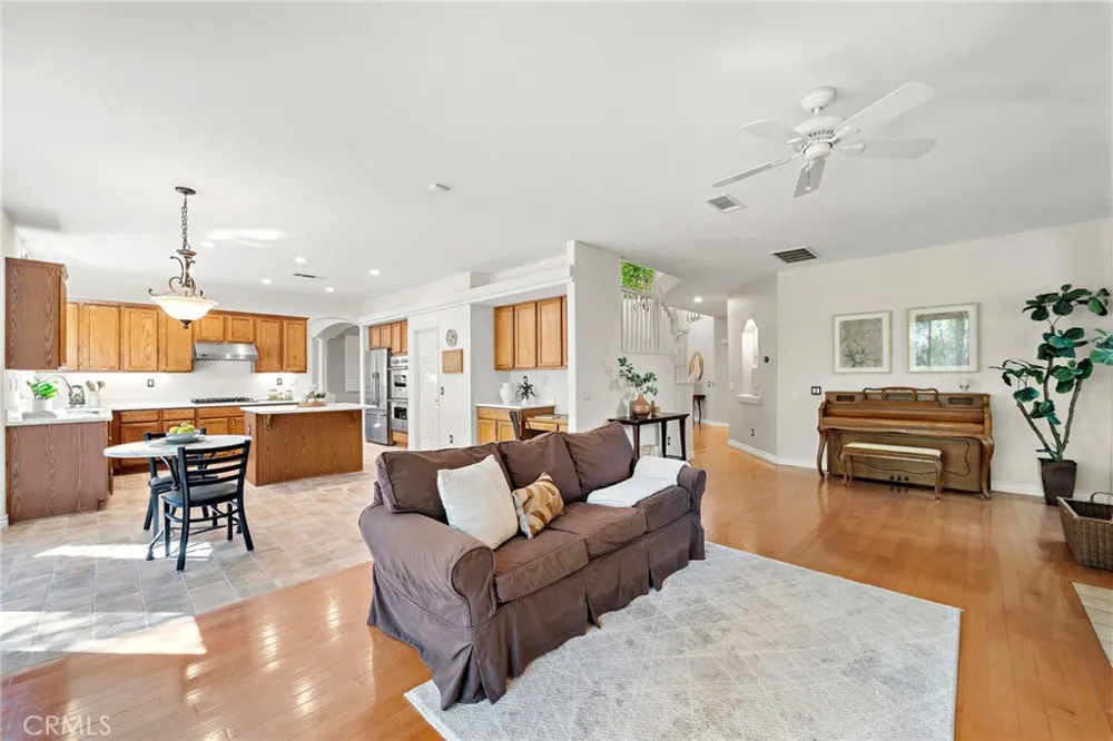 880 Shepard Crest Drive Corona, CA 92882