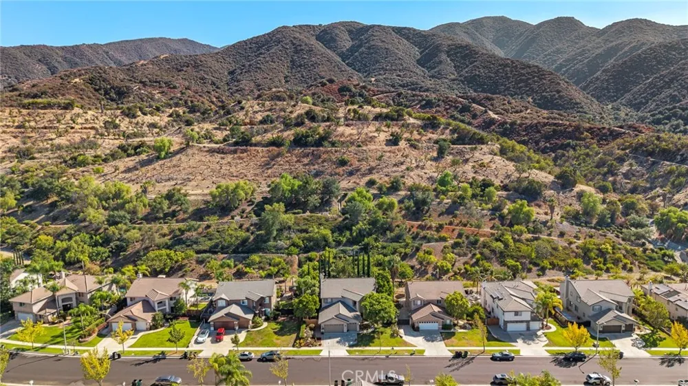 880 Shepard Crest Drive Corona, CA 92882