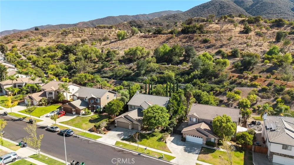 880 Shepard Crest Drive Corona, CA 92882