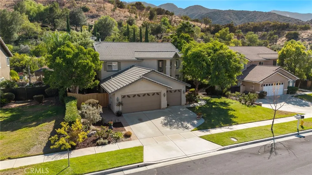 880 Shepard Crest Drive Corona, CA 92882