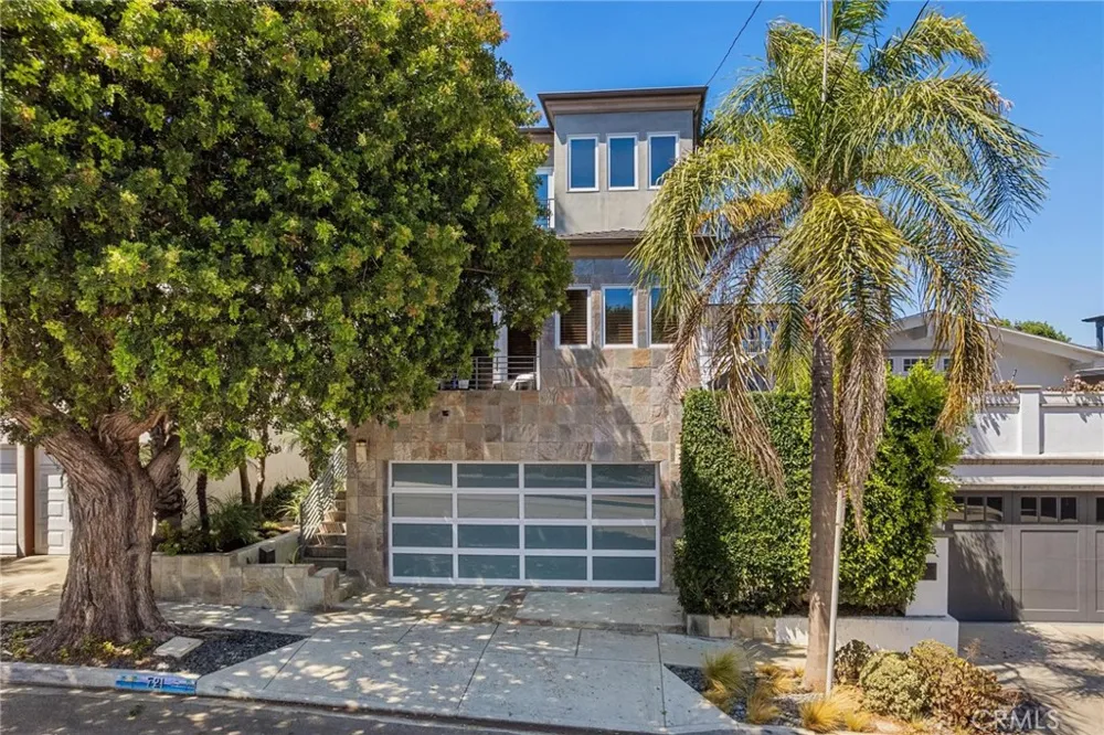 721 12th Street Manhattan Beach, CA 90266
