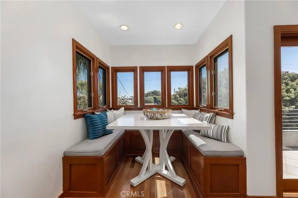 721 12th Street Manhattan Beach, CA 90266