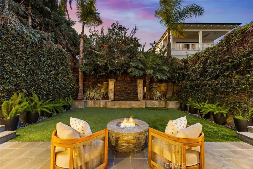 721 12th Street Manhattan Beach, CA 90266