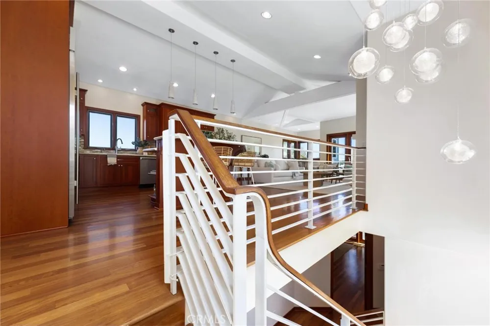 721 12th Street Manhattan Beach, CA 90266