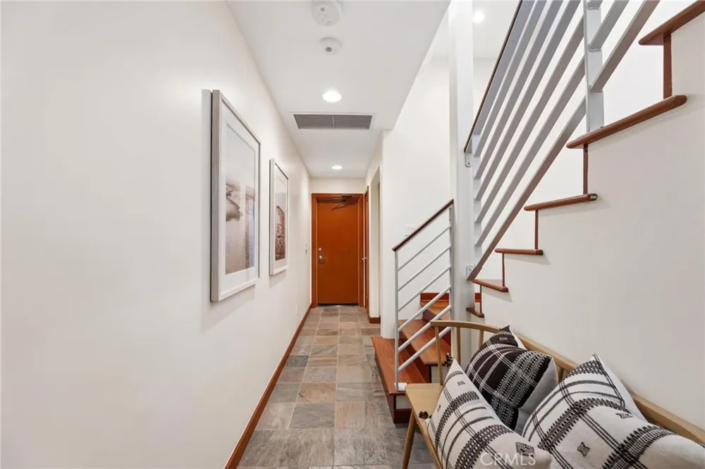 721 12th Street Manhattan Beach, CA 90266