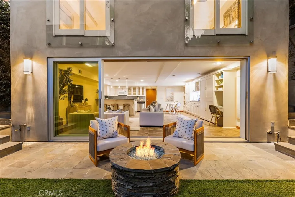 721 12th Street Manhattan Beach, CA 90266