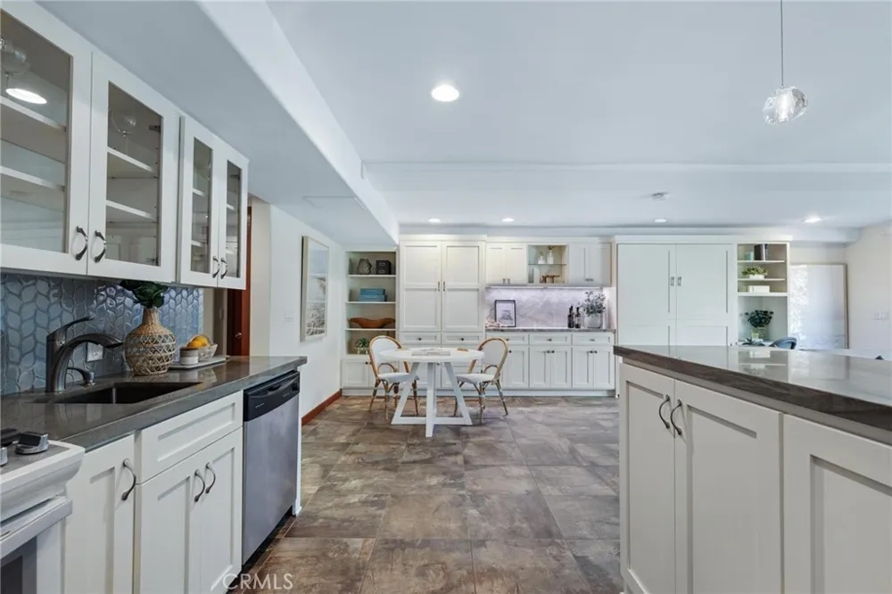 721 12th Street Manhattan Beach, CA 90266